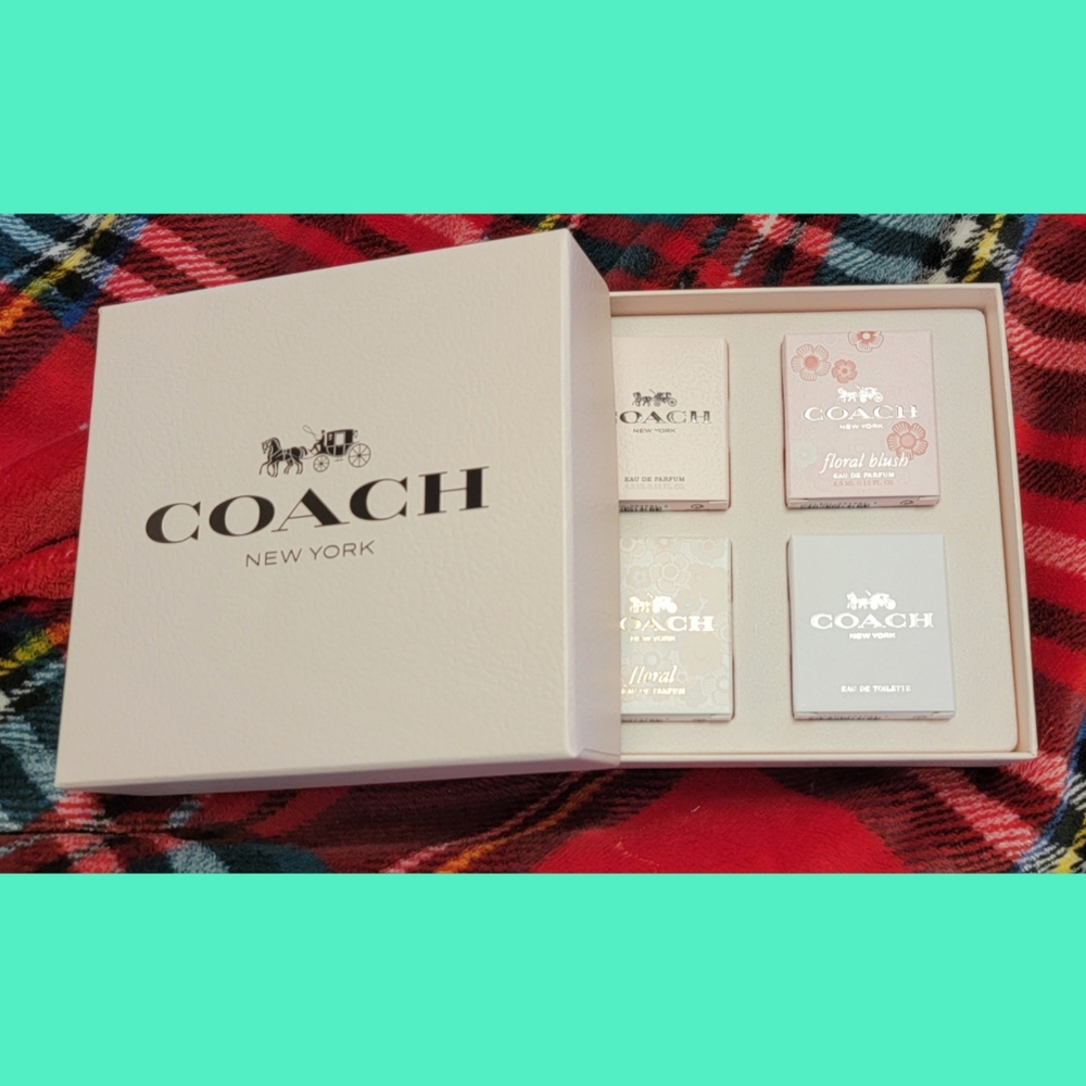 NWOT Coach Variety 4 PC Gift Set for Women